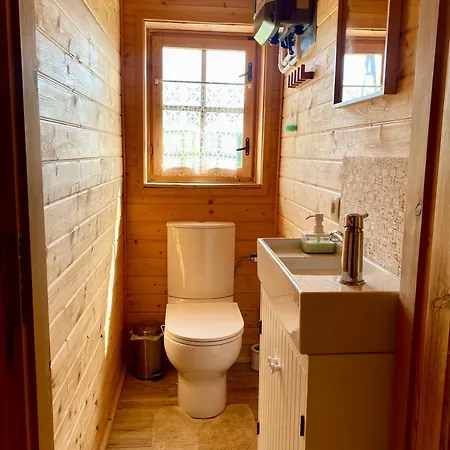 بيت خشبي Sznureczki Przewoz (Pomerania)